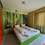 Victory Aparthotel 3*