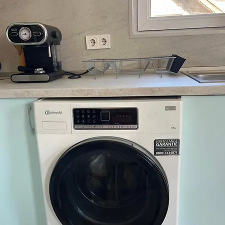 מלון דירות Victory 3*